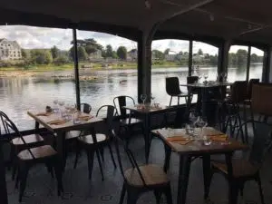 Restaurant Flottant 3eme partie... 19
